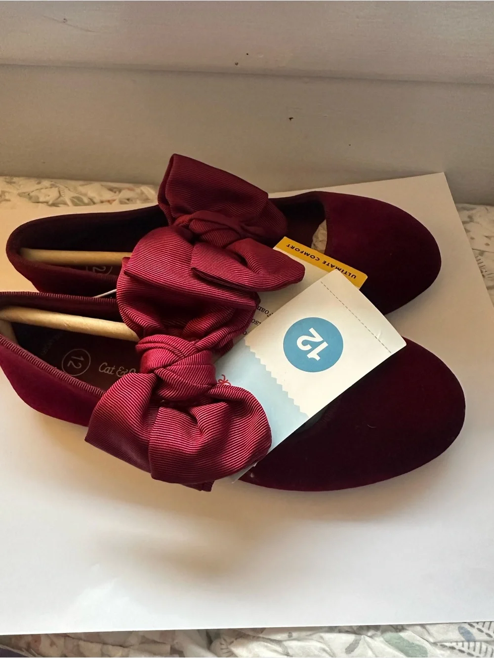 Cat & Jack Burgundy Bow Dress Shoes (Girls)